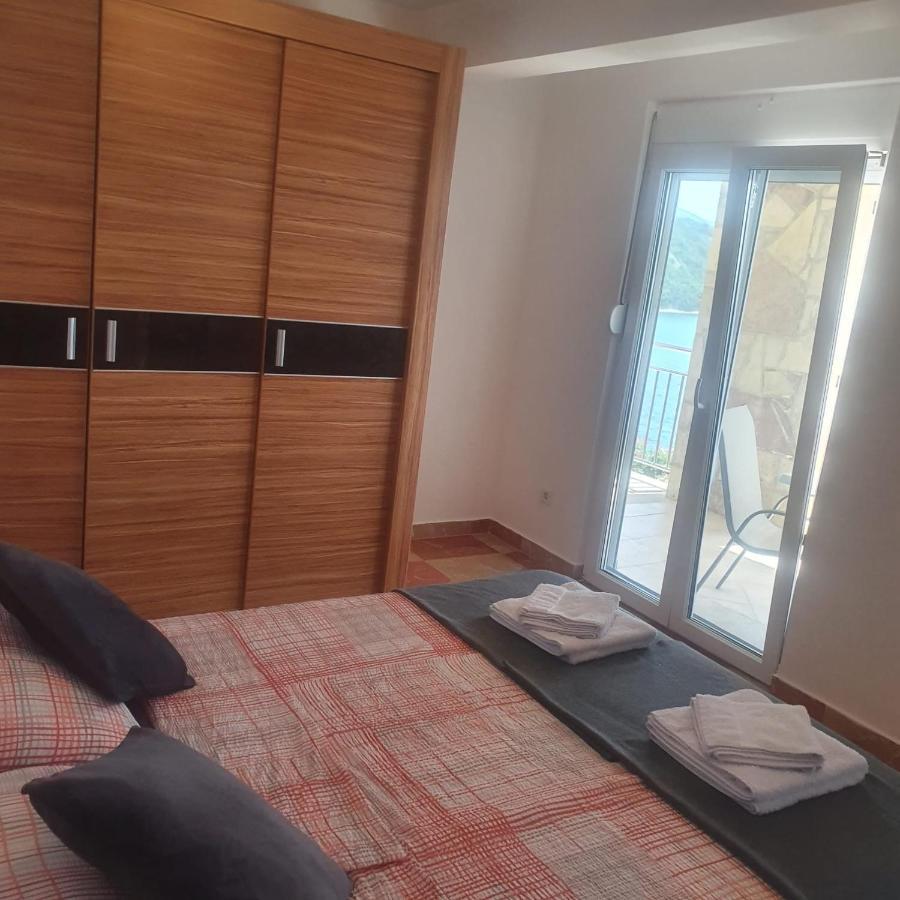 Villa Apartmani Anja Добра-Вода Экстерьер фото