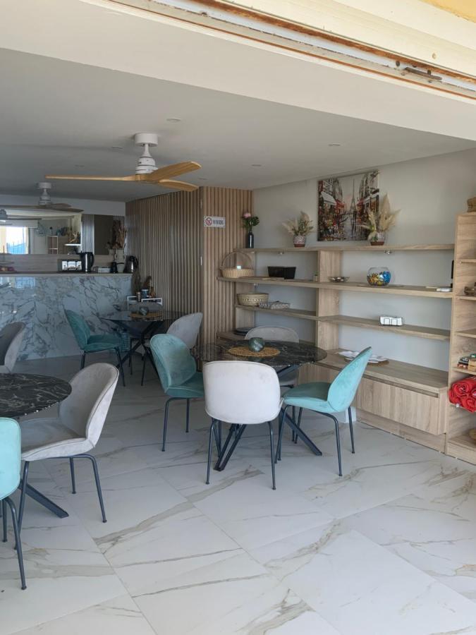 Villa Apartmani Anja Добра-Вода Экстерьер фото
